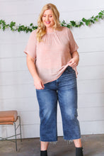 Load image into Gallery viewer, Mauve Tie Back Crinkle Floral Top